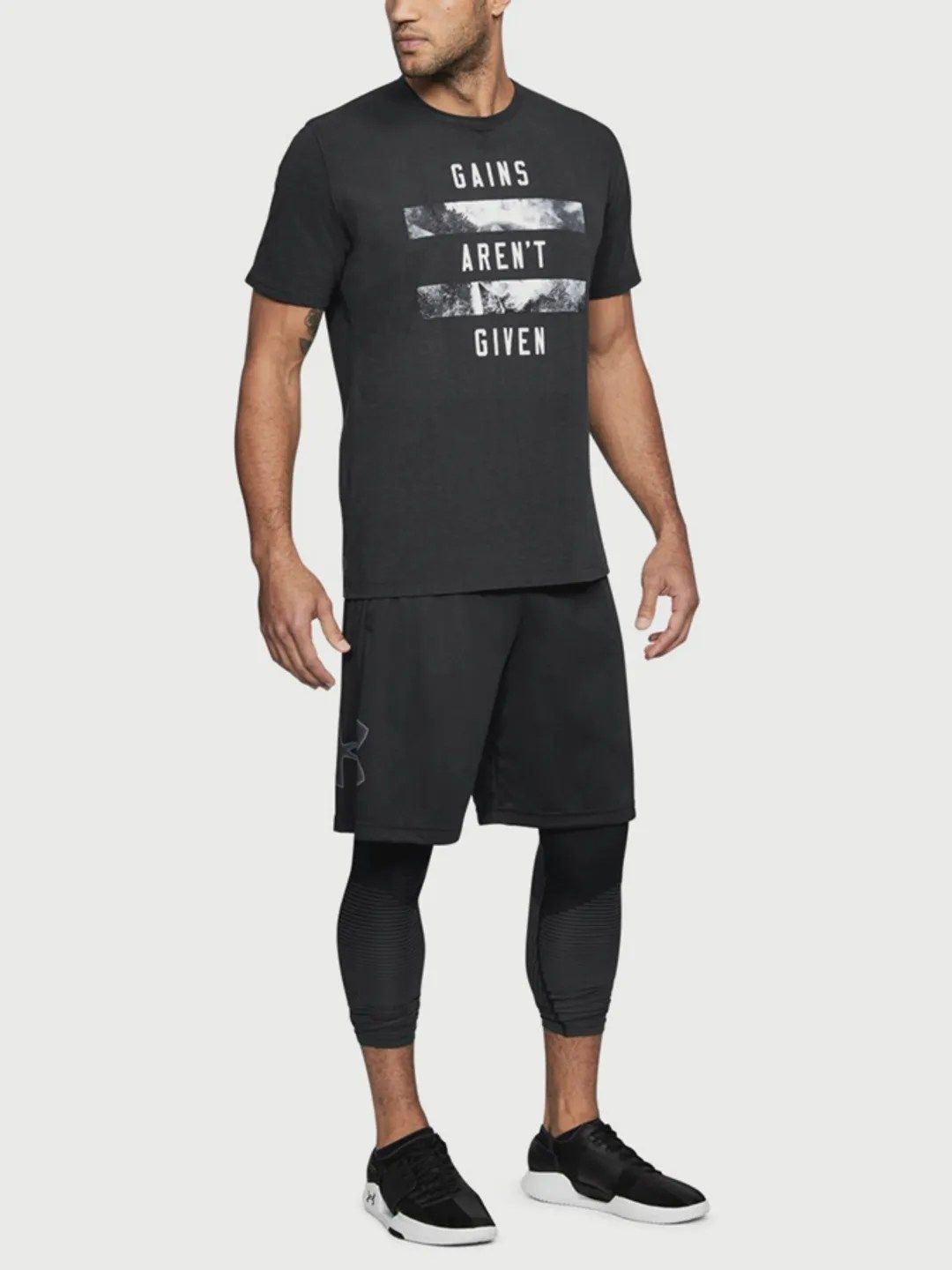 Under Armour Tech™ Graphic Shorts bedrucken | Under Armour