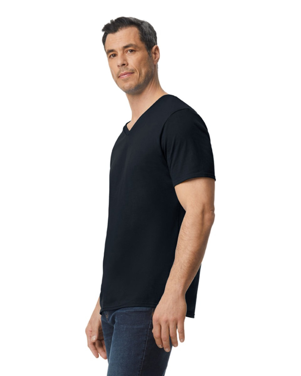 T-Shirt bedrucken - Gildan Softstyle V-Neck Herren T-Shirt | Omnishirt